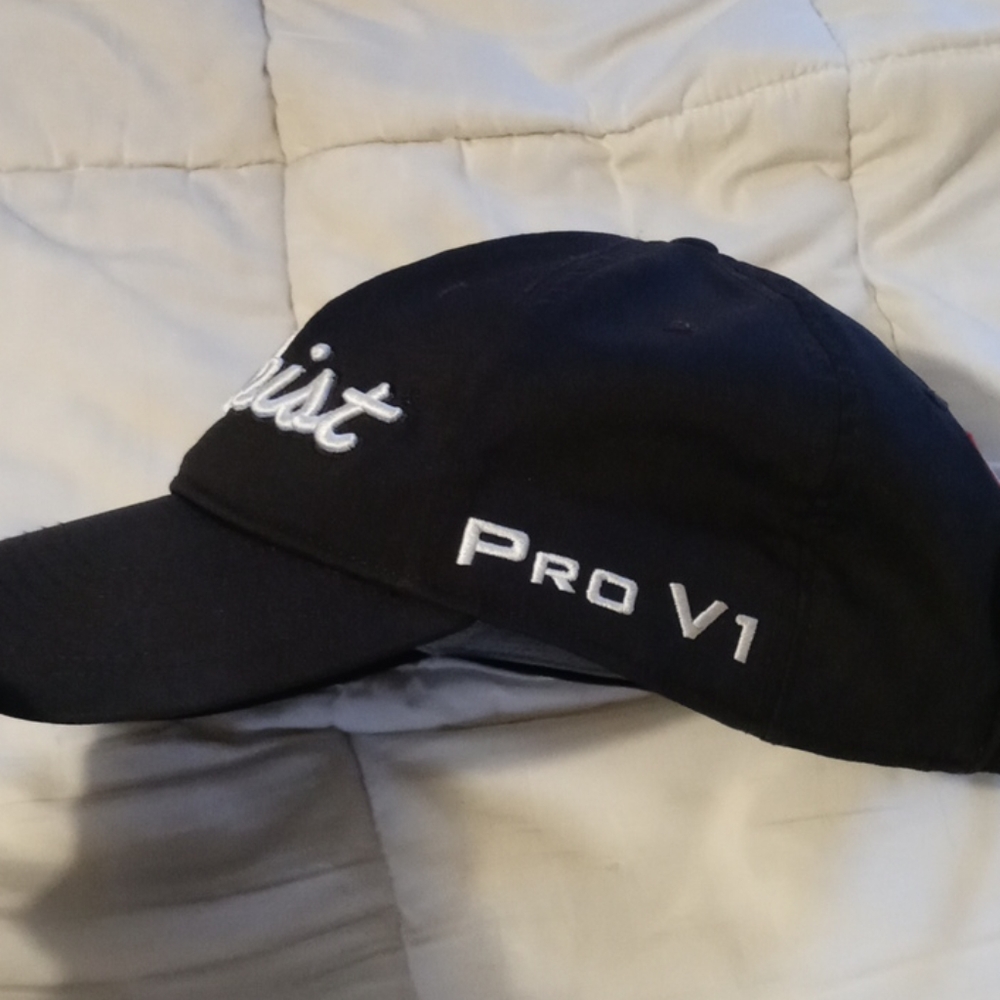Titleist hat